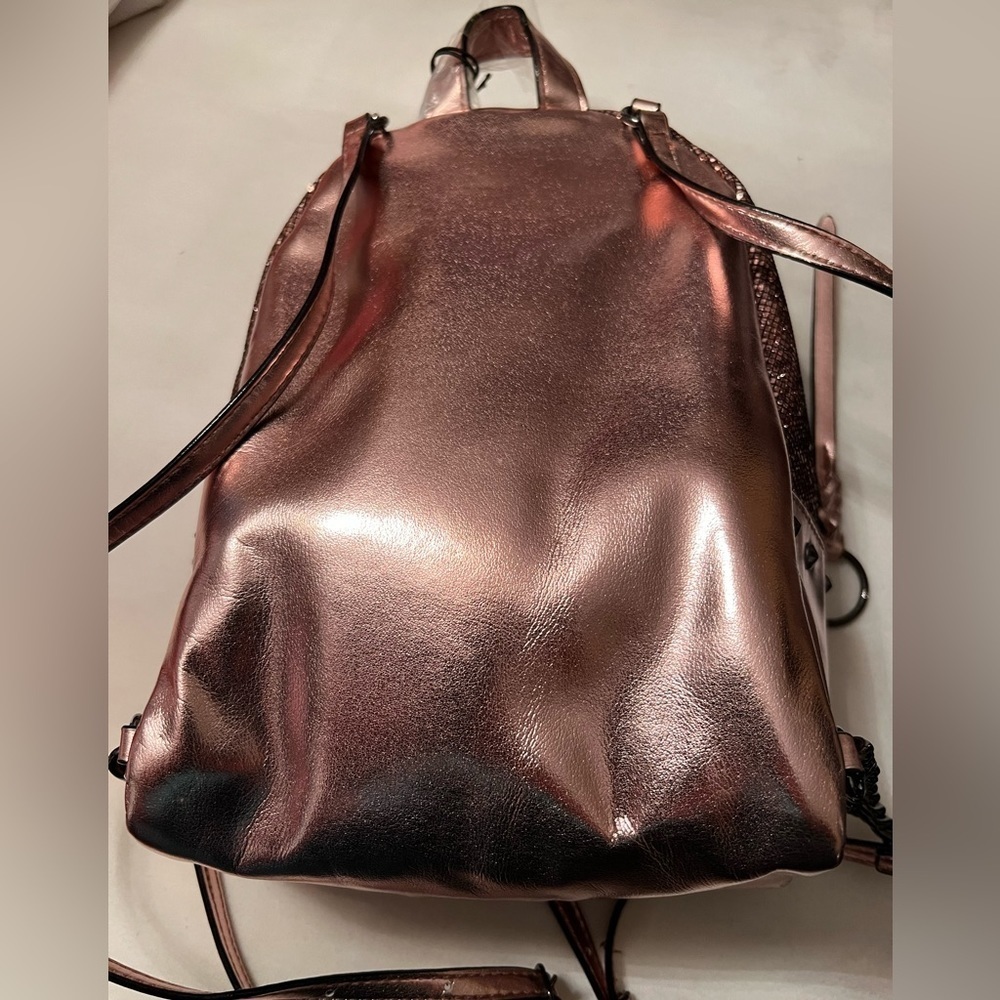 VICTORIA'S SECRET GLITTER MINI BACKPACK NWT - Picture 12 of 16